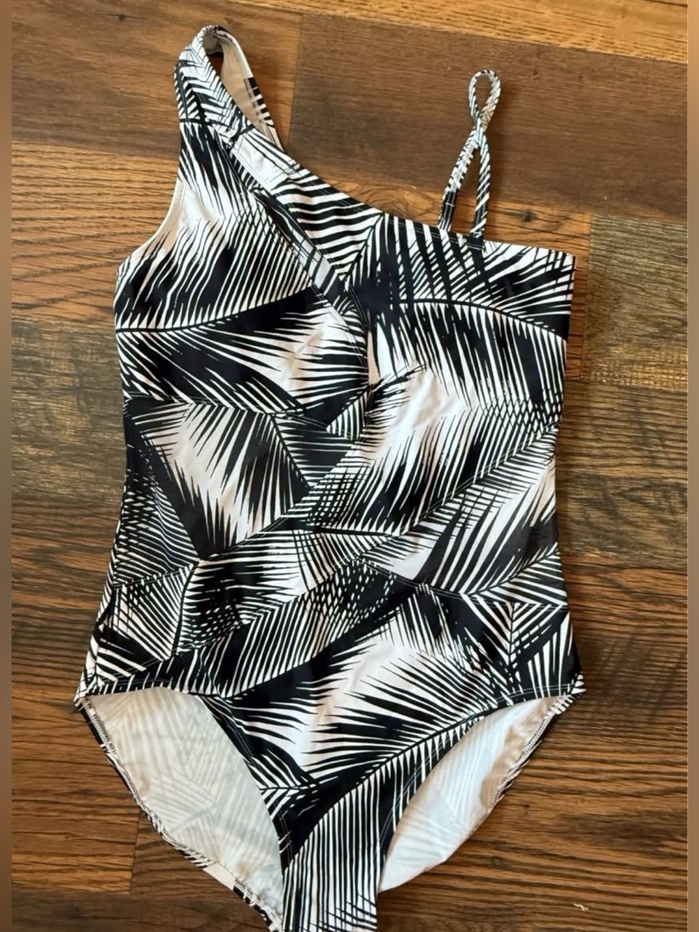 Beyond Control Women's One Shoulder One Piece Swimwear/Black & White,NWT!Size 16
